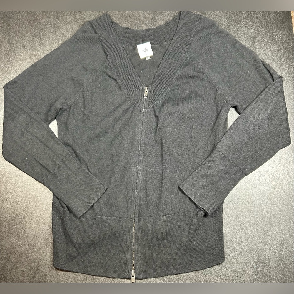Cabi Switch Women’s Size M Black V-Neck Zip Up Modern Staple Cardigan Sweater